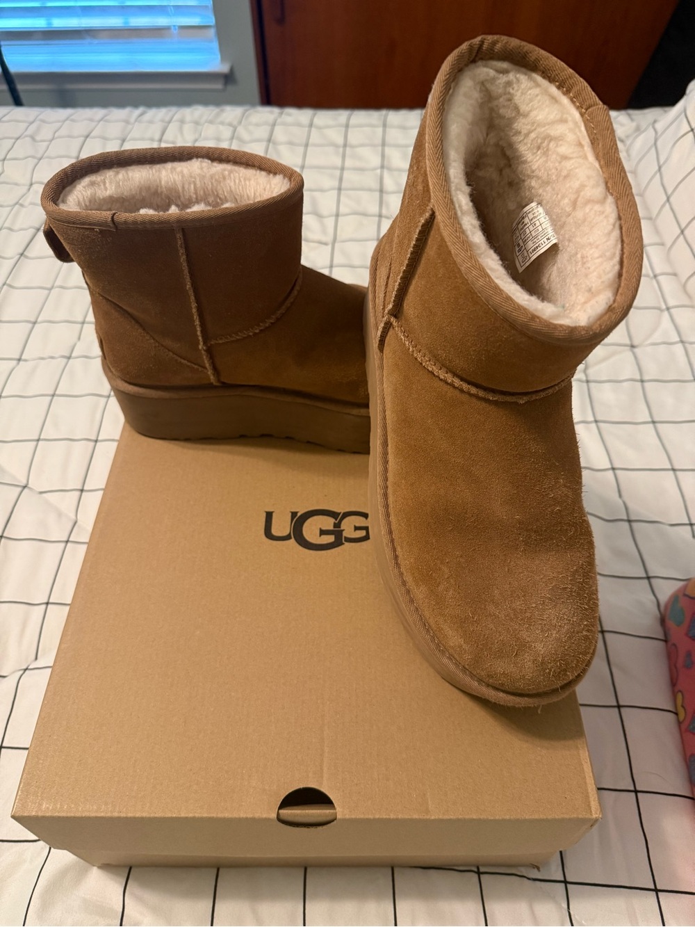Womens UGG Classic Mini Platform boots